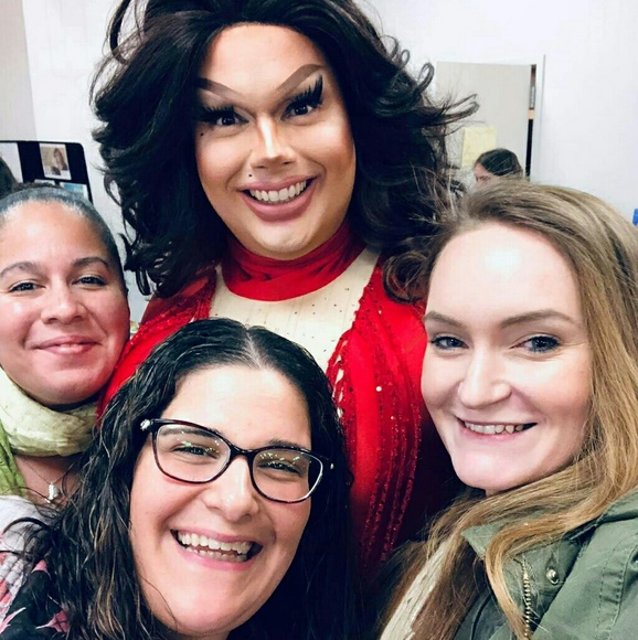 Meet your Posher, Whitney - Picture 7 of 15